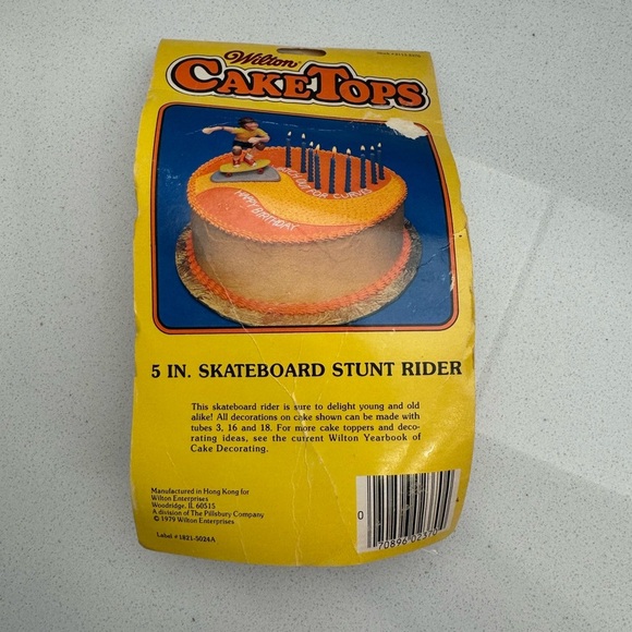 Vintage Wilton Cake Topper Skateboard Stunt Rider Skateboarder 1979 70s - Picture 7 of 10